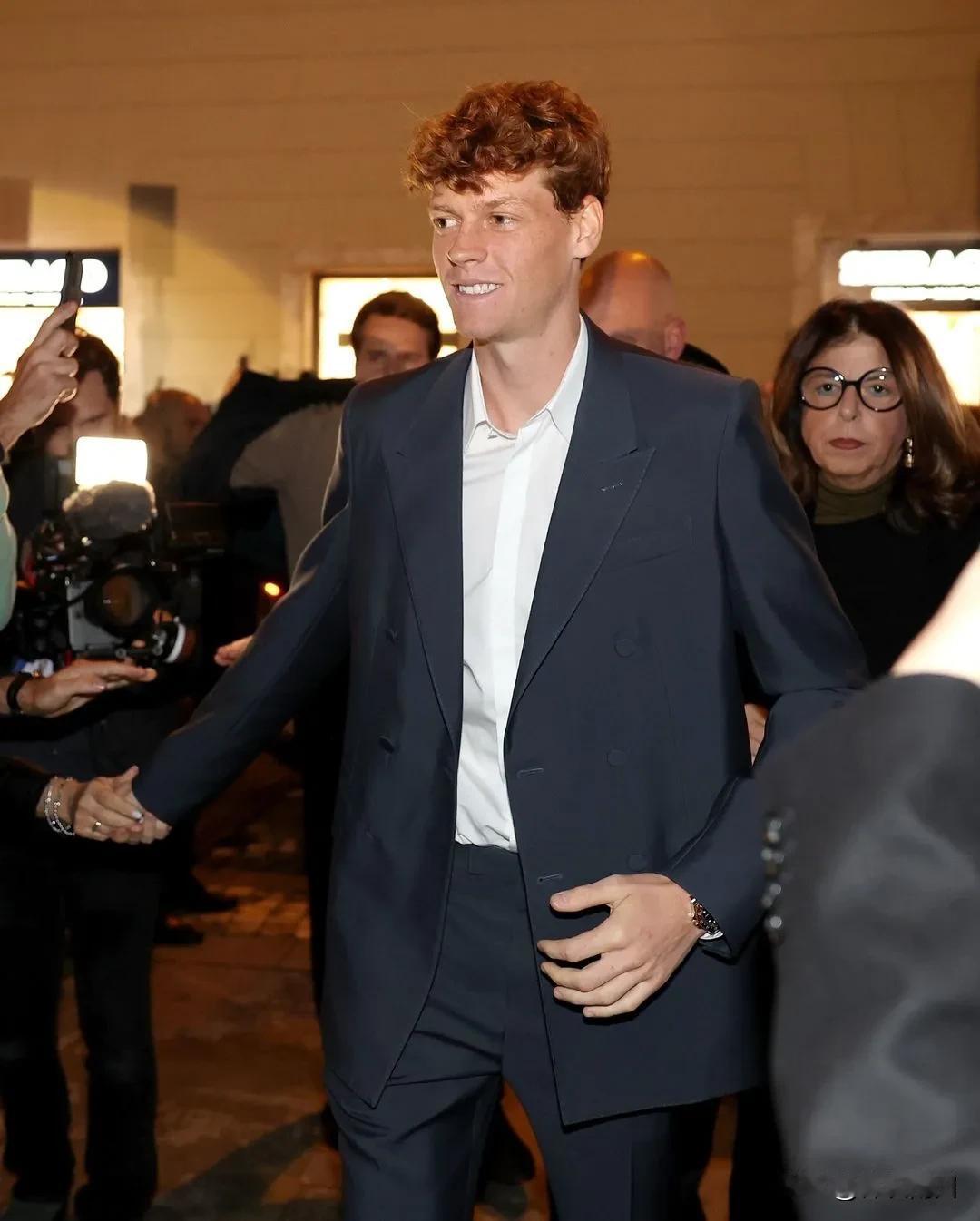 #ATP年终总决赛# 男模队驾到，穿上西装，打扮成大人的模样[鼓掌][狗头]。