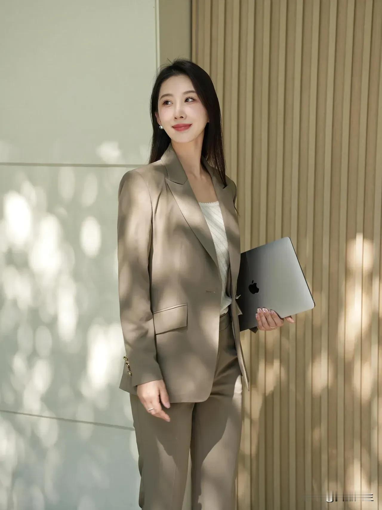 七情六欲，只剩下食欲了……