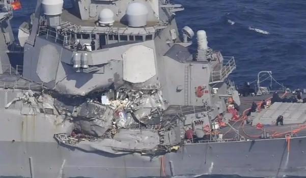 2月12日，据报道，两艘美国海军舰艇在南美附近海域发生碰撞，事发时二者正在进行船