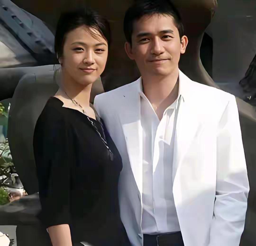 当然，这两个人应该是相爱的吧？