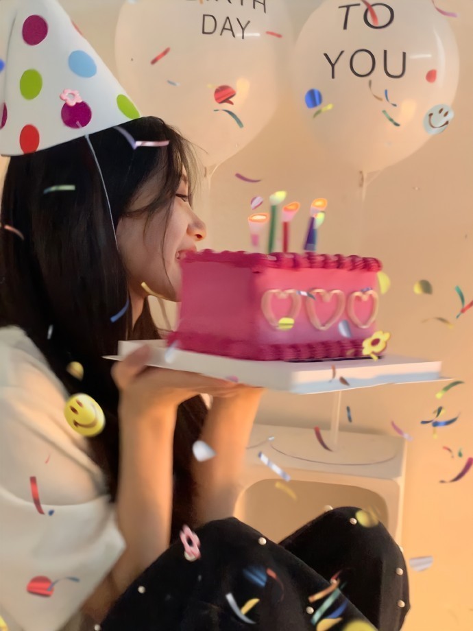 存一些生日拍照姿势📸 