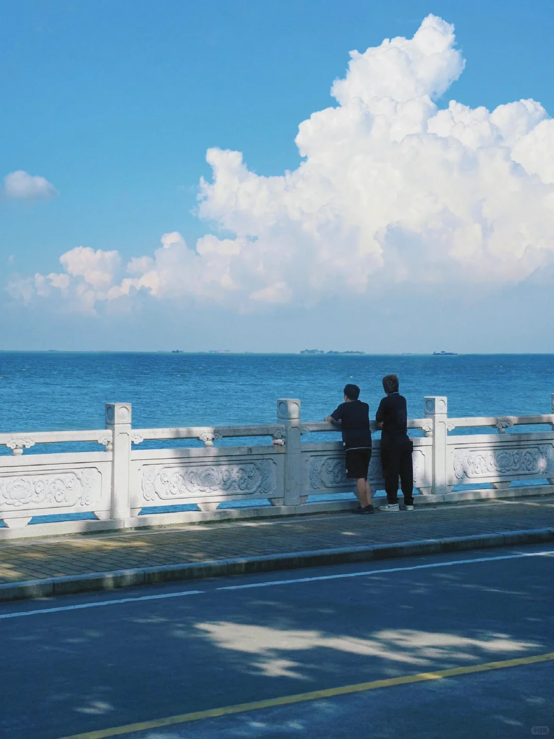 广州地铁直达去看大海🌊晴天也太惬意了吧~