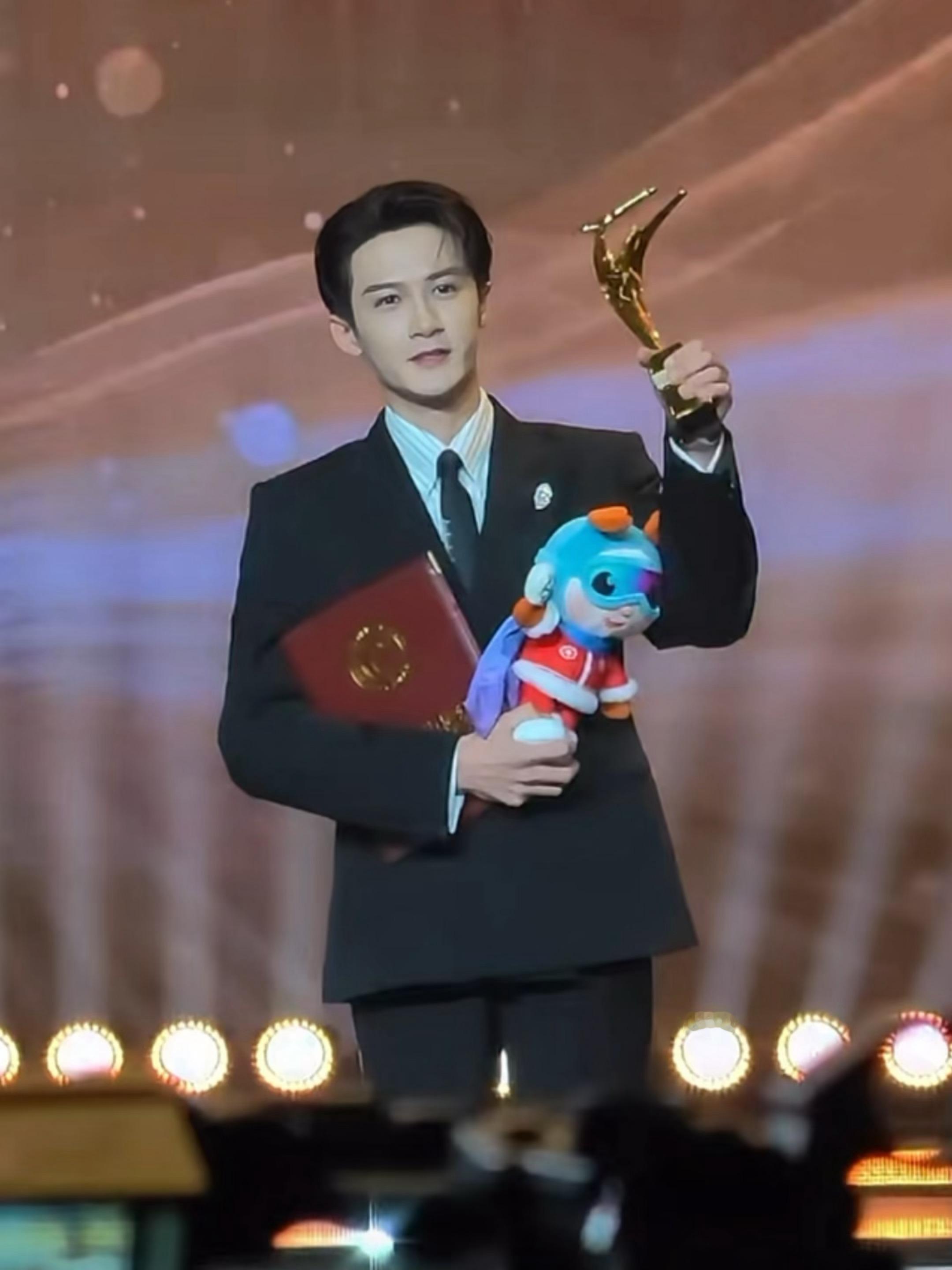 帝🏆檀健次金鹿奖最佳男演员 ​​​