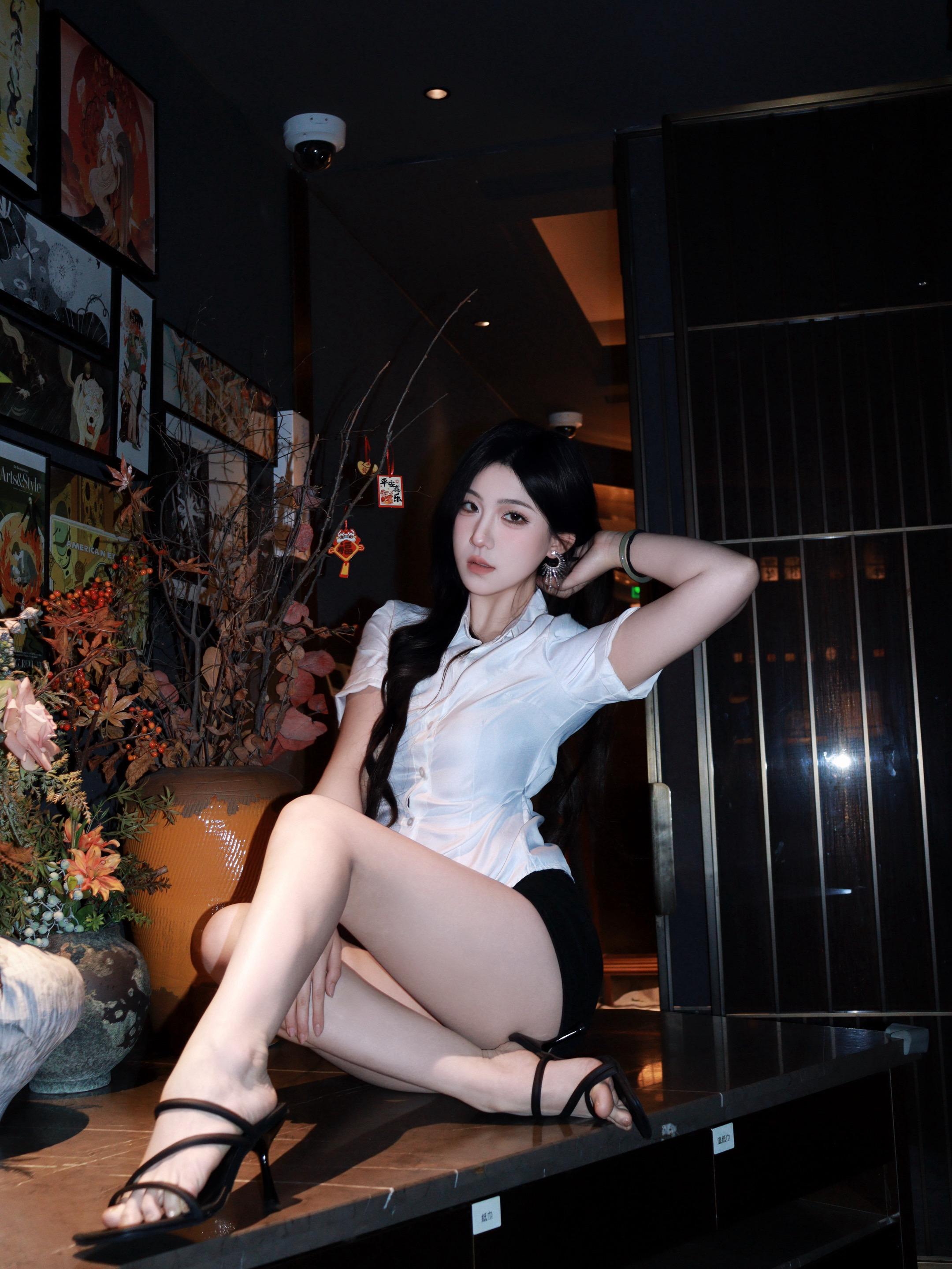 一股强劲感袭来。