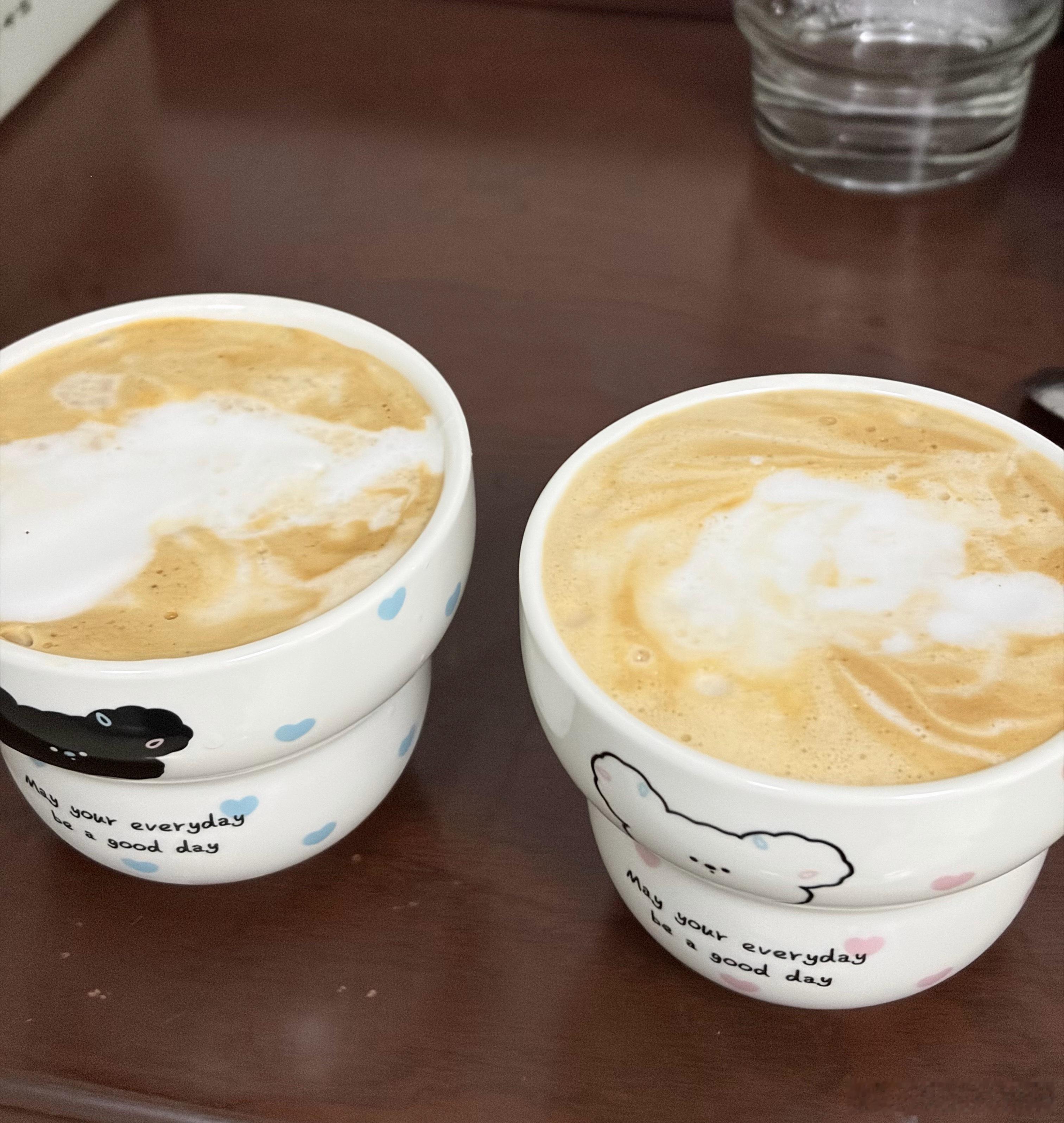 搭子新买的杯子可可爱爱 
