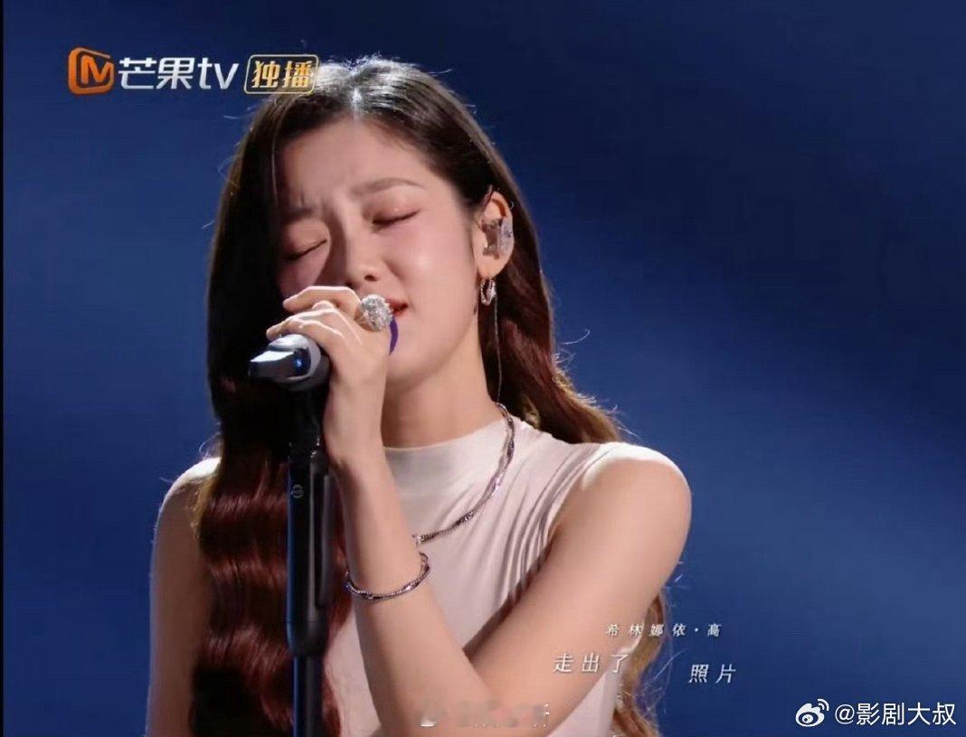 去年是猜今年是猜不透 谁能躲过这波虐心联动！汪苏泷希林娜依·高去年甜歌《猜》撒糖