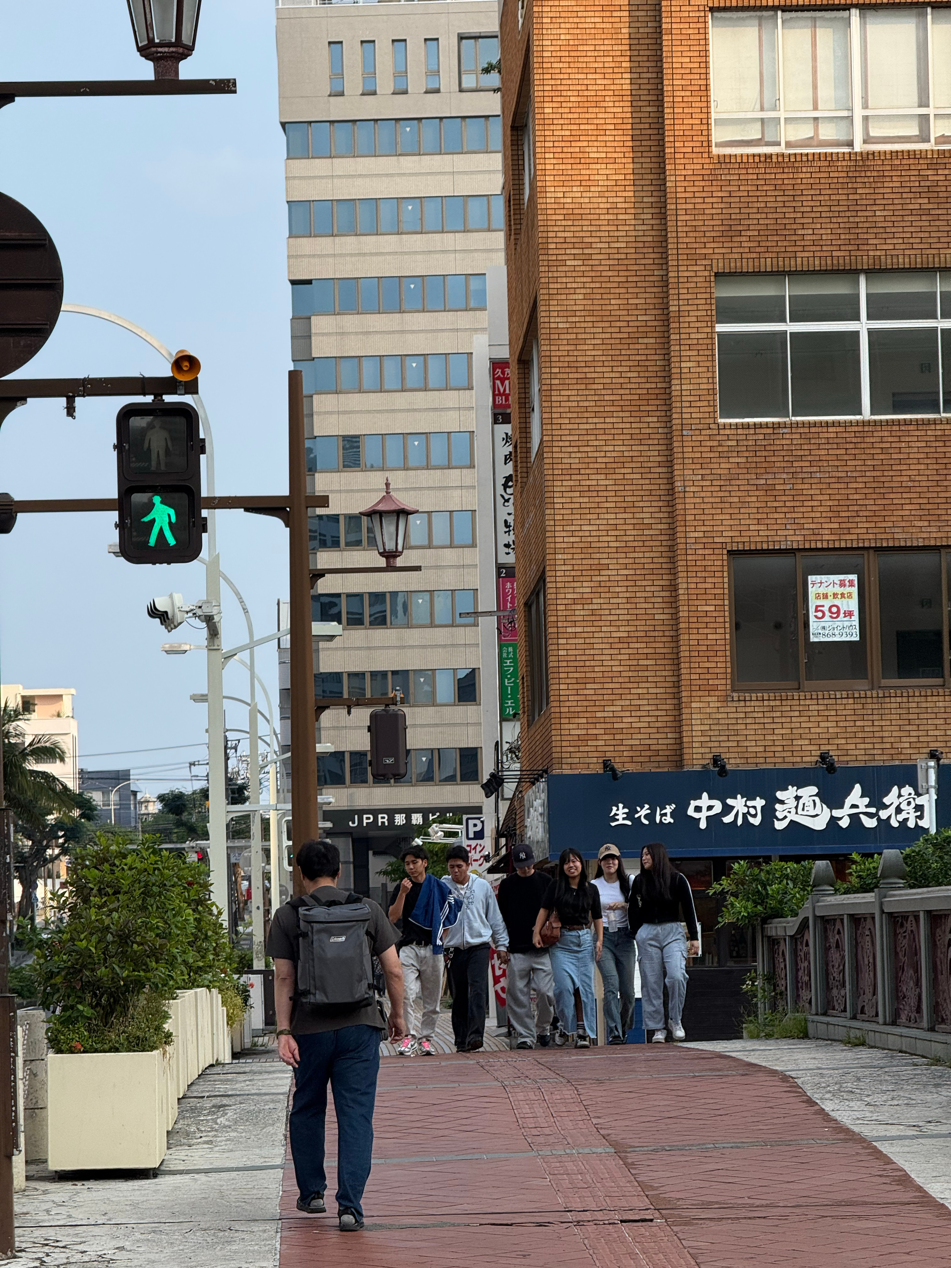 日本人礼貌但不友好 哇…可太对了，这个形容真的很精准了好吧确实，你去每个便利店收