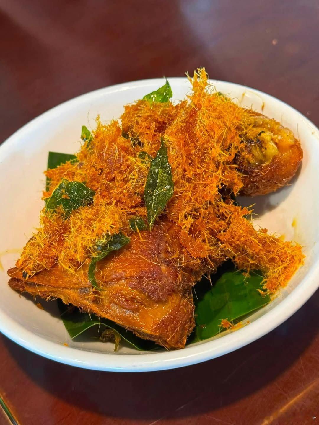 生活手记 南姜丝脆皮炸鸡（Ayam Goreng Lengkuas） 