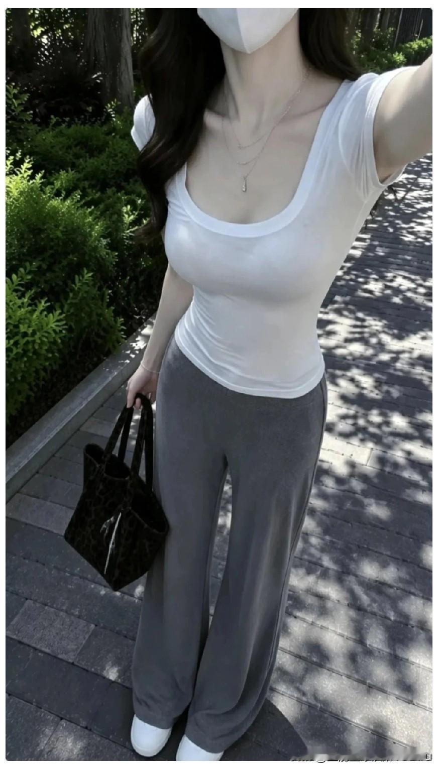 怪不得现在离婚率这么高。我表妹这事儿，就是活例子。

表妹这婚离得，说实话，我一