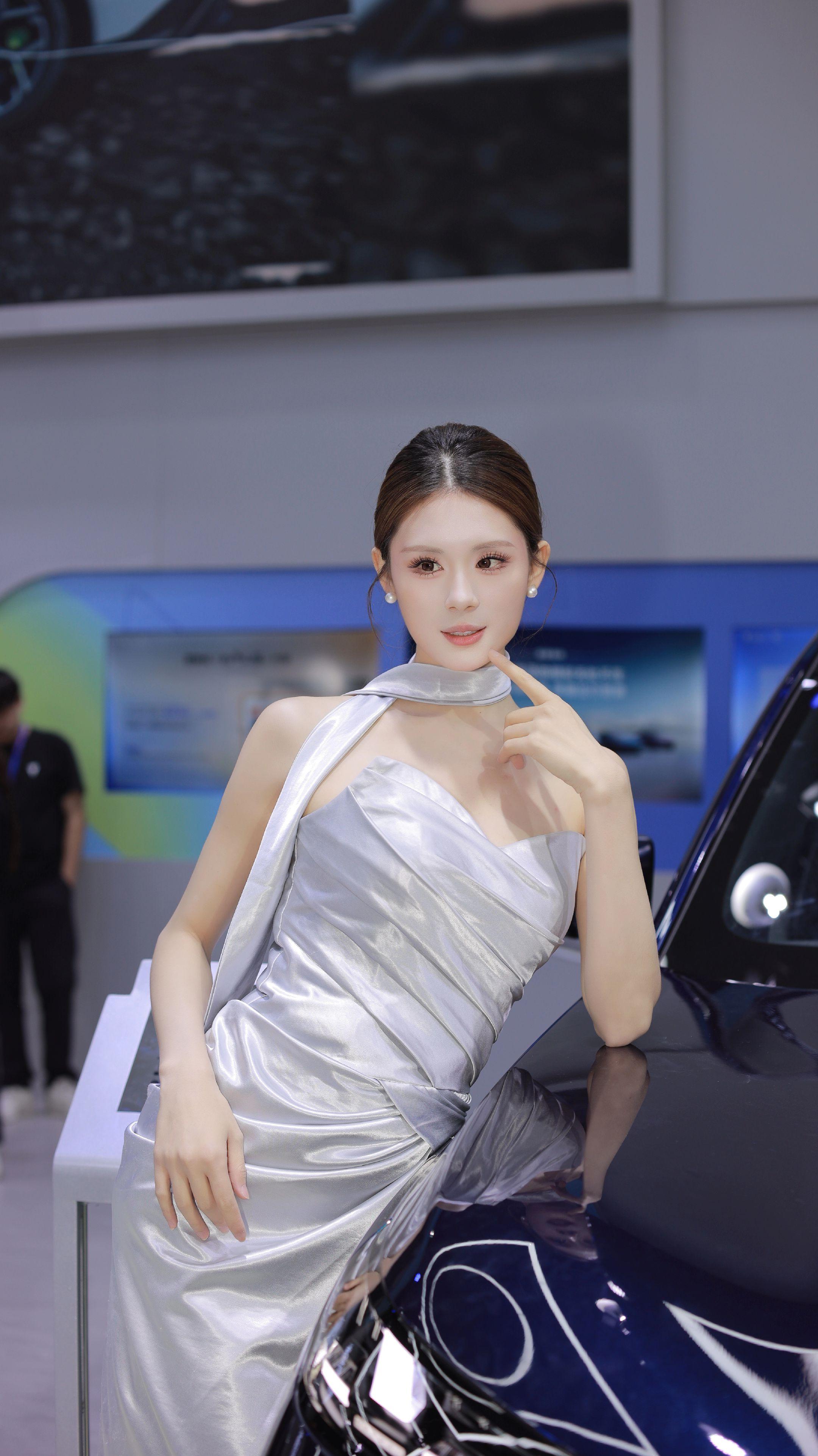 五一华南国际车展返图。