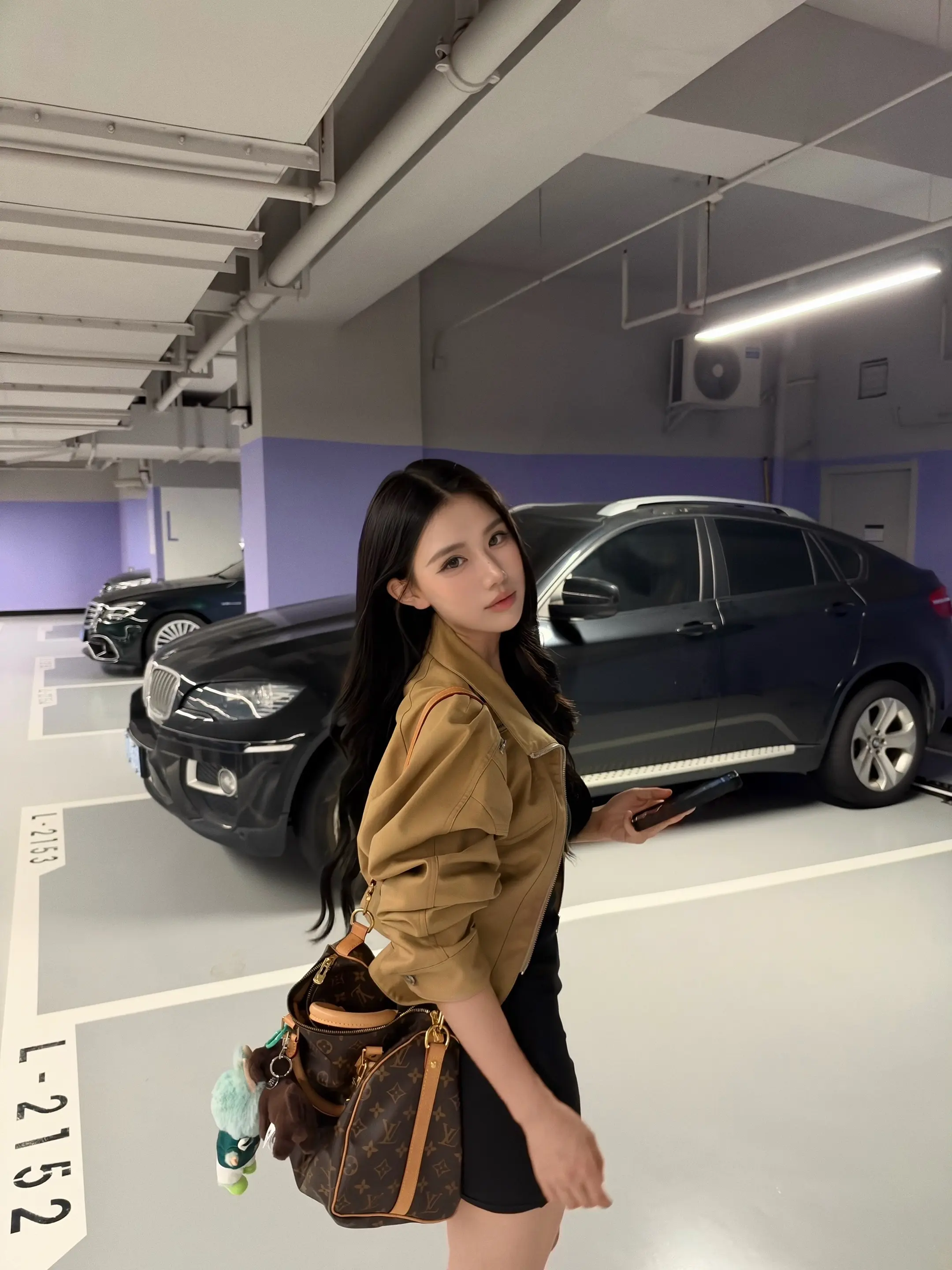 走 坐姐姐车 带你兜风