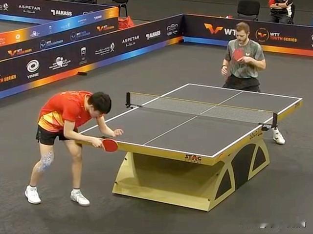 多哈支线赛惊现俄罗斯黑马，连克夺冠热门的中国高手，半决赛直面黄友政。
多哈支线赛