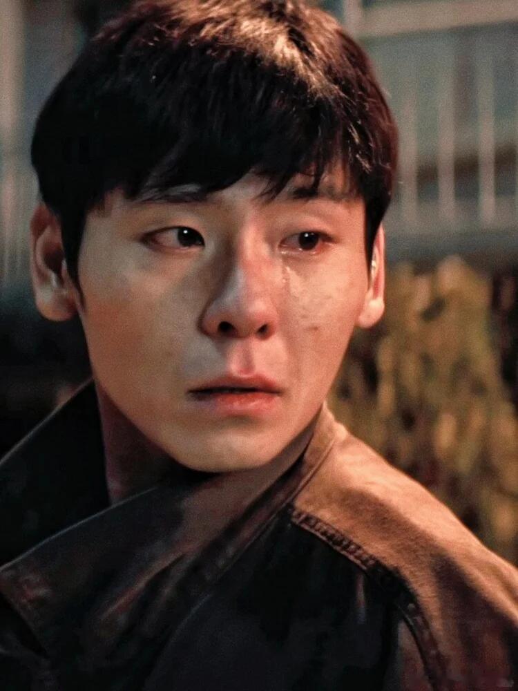 为啥蒋奇明单眼皮也能这么帅❗❓ 