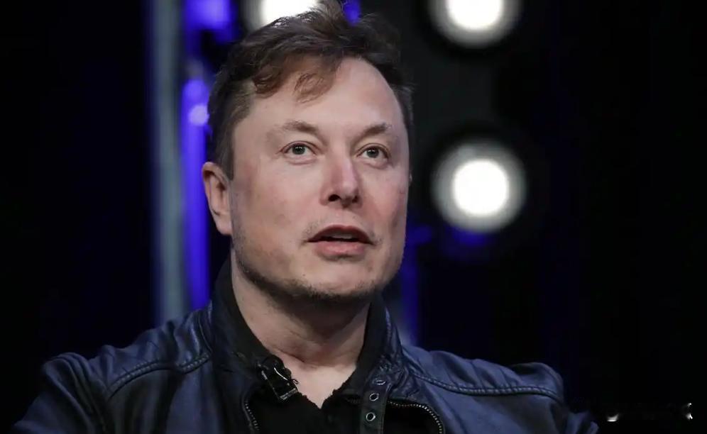 迅速给美国带来5000亿美元。马斯克称，他的政府效率部估计，特朗普可以通过削减公