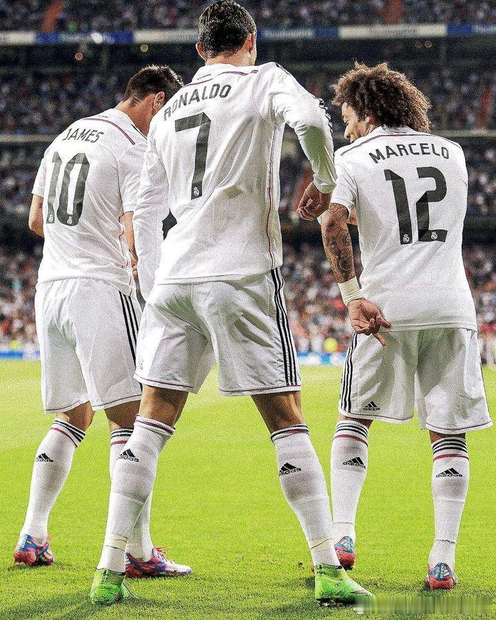 一些回忆涌上心头...👀你对的那个赛季有着怎样的印象？#LALIGAEASPO