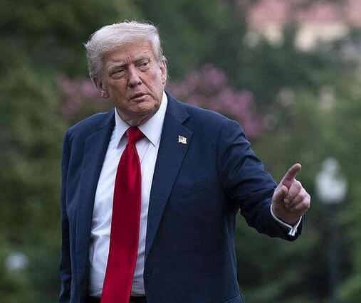 不到24小时！
两名贵客接连访华。
甚至有人受到美国威胁！

除了韩国总统访华。