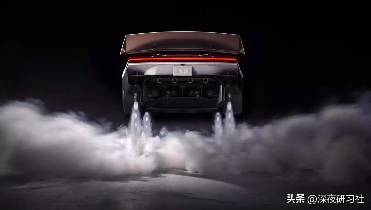 特斯拉Roadster“飞起来”之后，网上又出现一种声音：

中国车是不是一下被