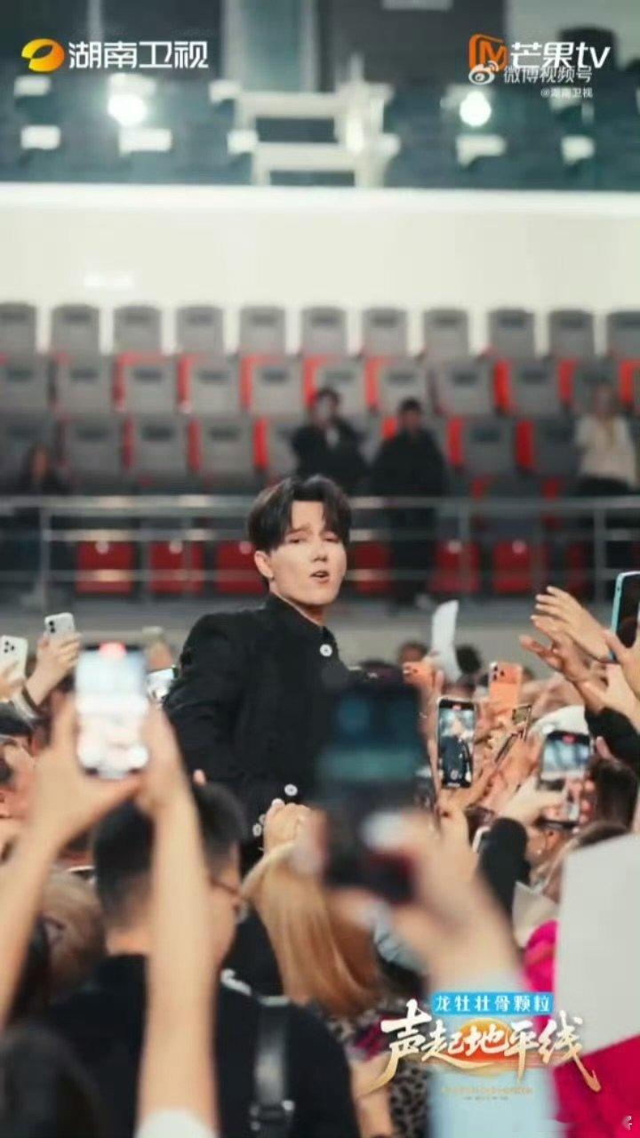 从没在内娱见过这么有实力的宣传 乐动全球的音乐之旅开启！迪玛希领衔《声起地平线》