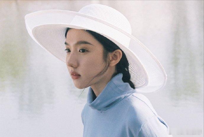 苏晓彤[超话]苏晓彤妈妈希望女儿学会表达爱我家那闺女 苏晓彤妈妈的信看得我眼眶红