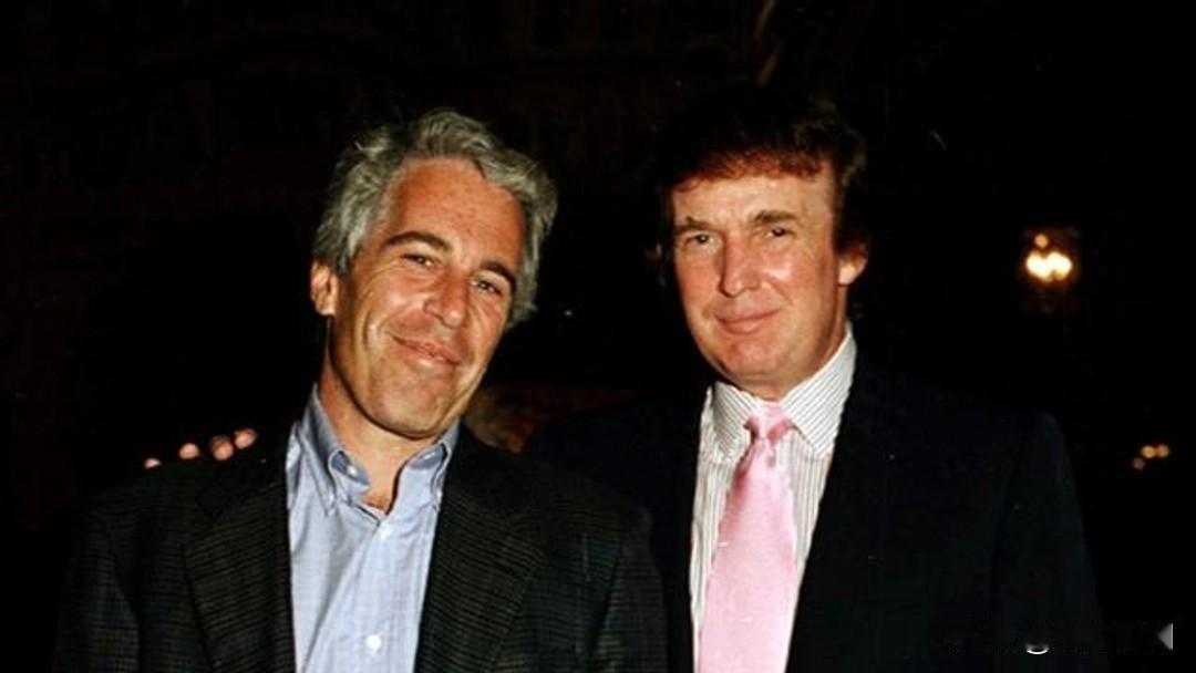 美国爱泼斯坦案新一批档案公开，这瓜着实不小。新公布的1.1万余份、近3万页文件中