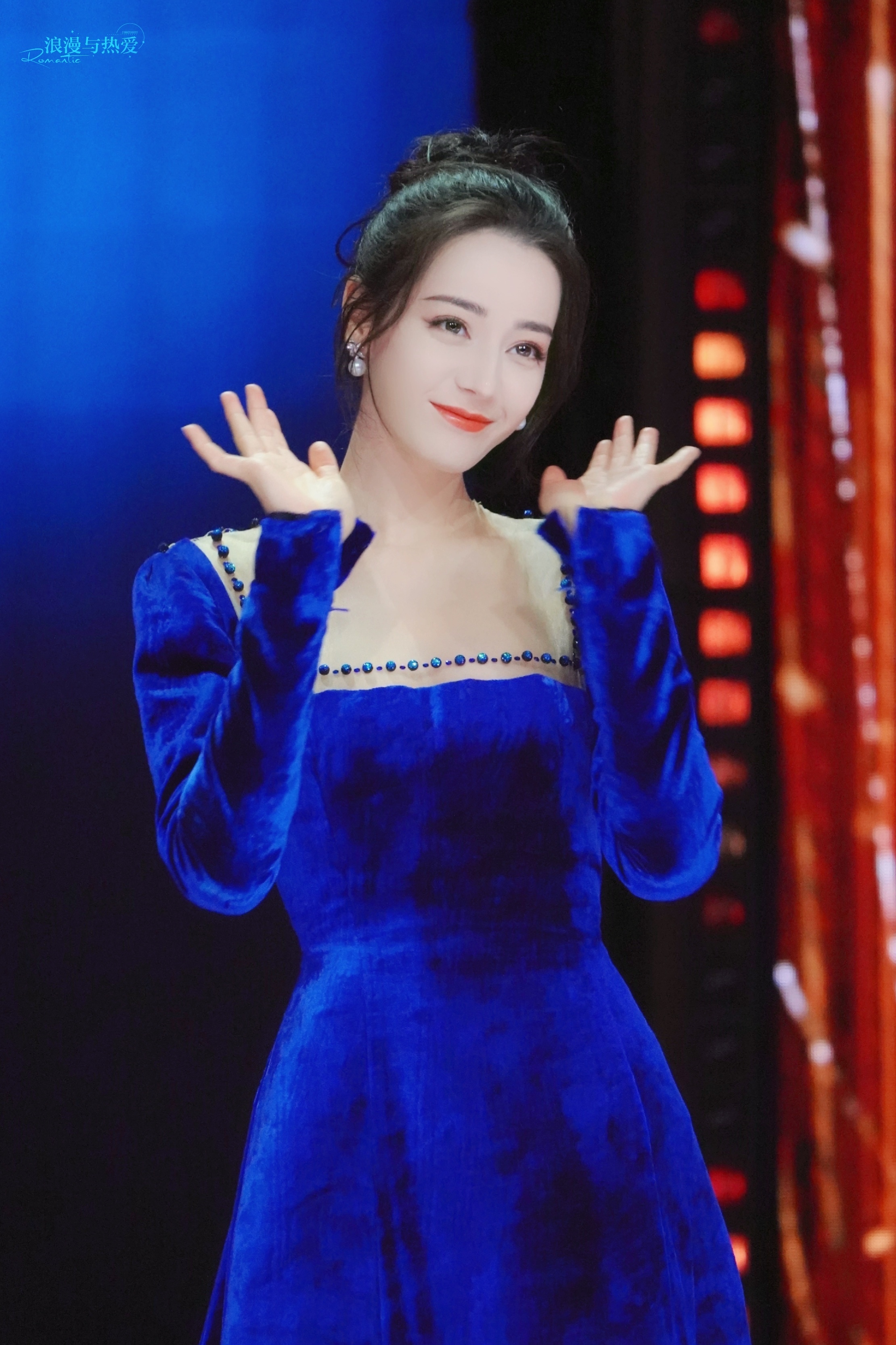 迪丽热巴功夫女足 dlrb迪丽热巴钰珑 “成长它其实有好有坏，它也能够让你变自信
