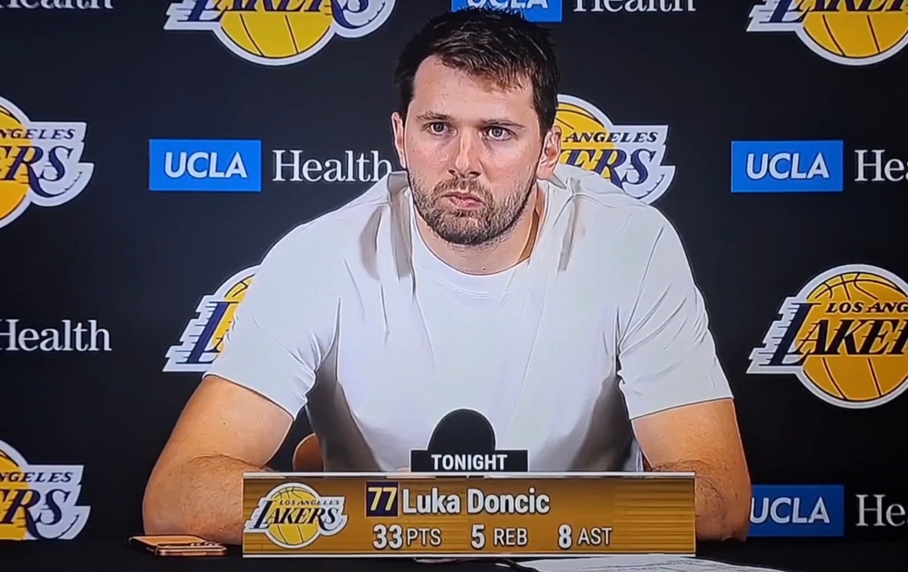 东契奇谈这次技术犯规：“比塔泽说他f**k我全家……我实在无法忍受了。我必须保护