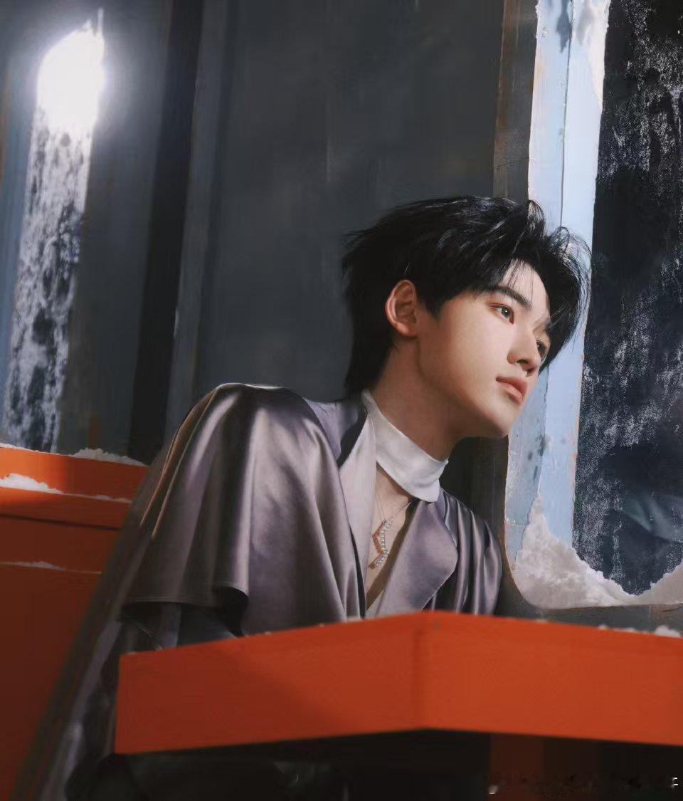 宋亚轩六周年演唱会发文！ 