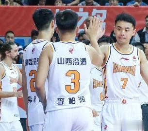 北京时间12月7日19:35，CBA常规赛第13轮继续进行，北京北汽主场迎战山西