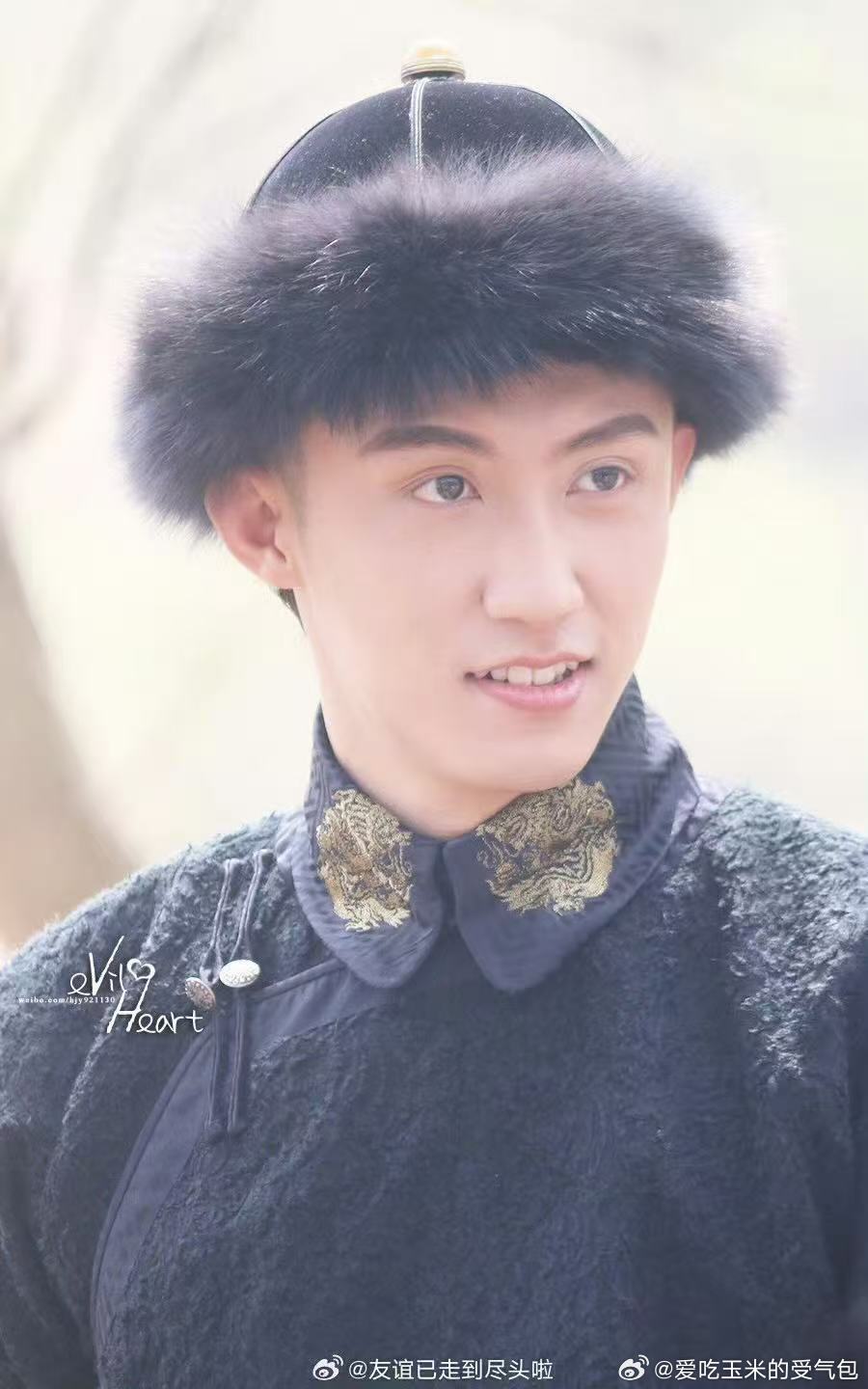 网传杨紫黄景瑜合作古装剧 网友爆料杨紫和黄景瑜要合作一部古装剧，真的假的啊！有点