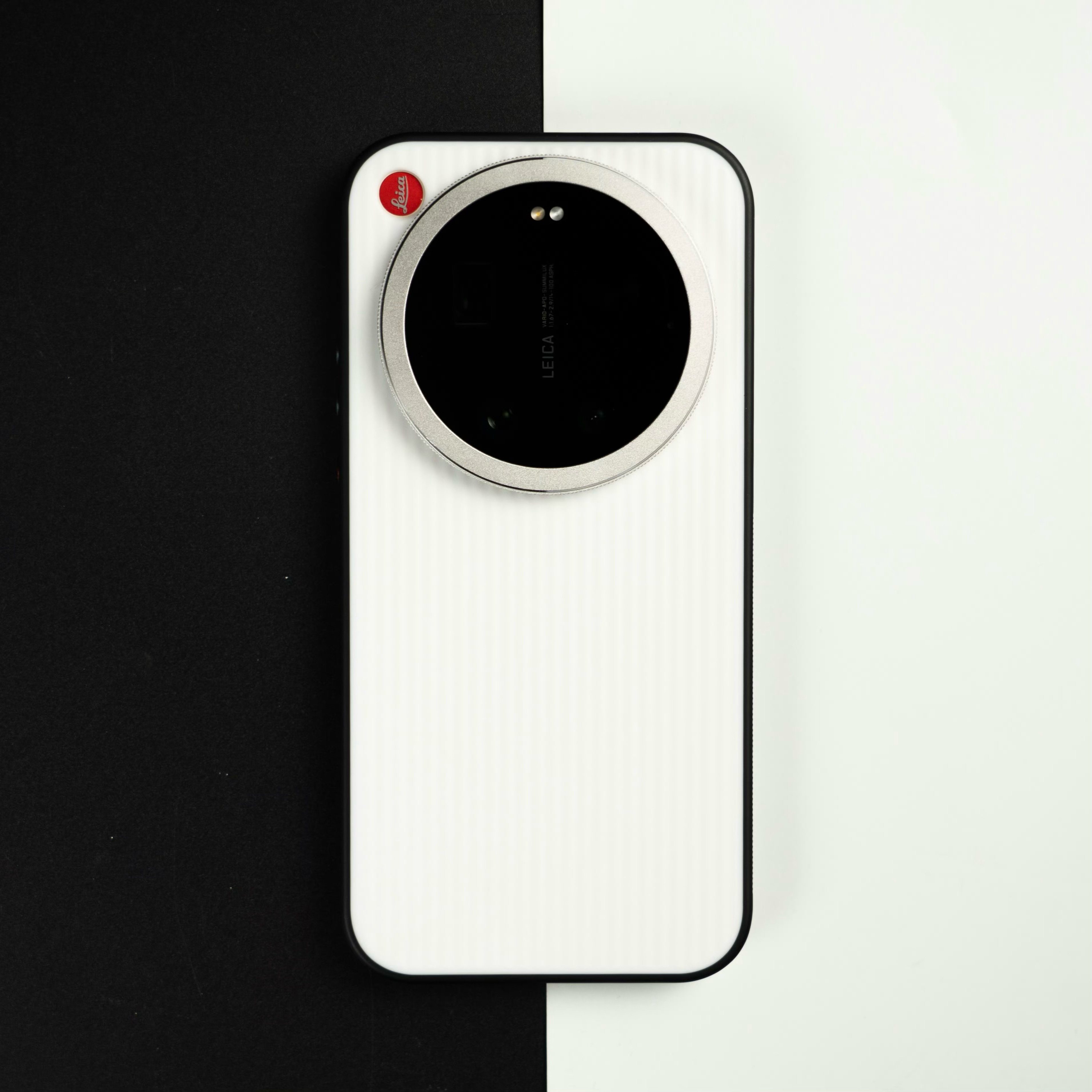 大家有没有发现，好的产品，往往具备一个共通的特质，对“质感”的打磨质感，是一种难