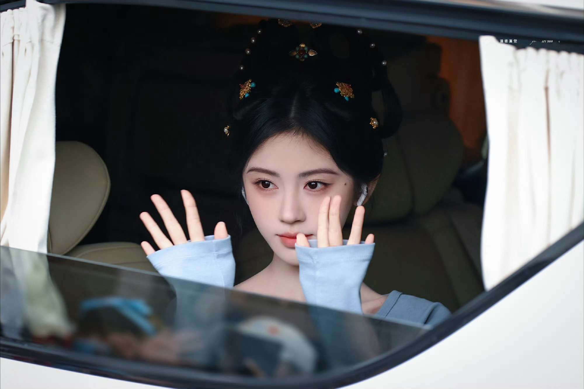 鞠婧祎 jjy鞠婧祎阿黛 jjy鞠婧祎来战 “愿你斩束缚，寻曙光”  𝑴𝒂?