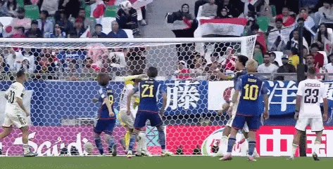 亚洲杯伊拉克2-1日本，总结有三：

（一）中日韩东亚三强只有国足一球未丢；

