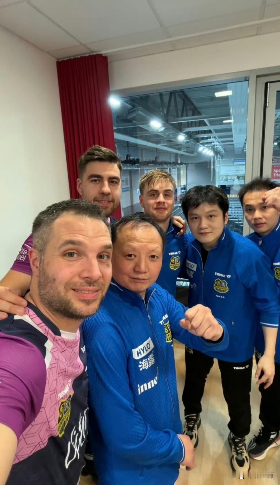 欧冠赛场再传捷报！萨尔布吕肯总比分6-2淘汰亨尼邦，强势晋级半决赛。樊振东领衔的