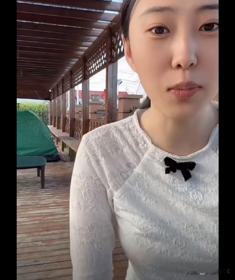 小蔡昨晚真心话说最近一次冒汗在一个半月前，结果被骂的心态崩了！

       
