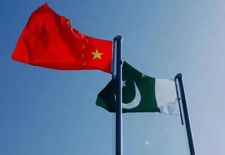 中国养出了“白眼狼”？近期中日关系紧张，就在中国最需要国际社会的力量，来给日方施