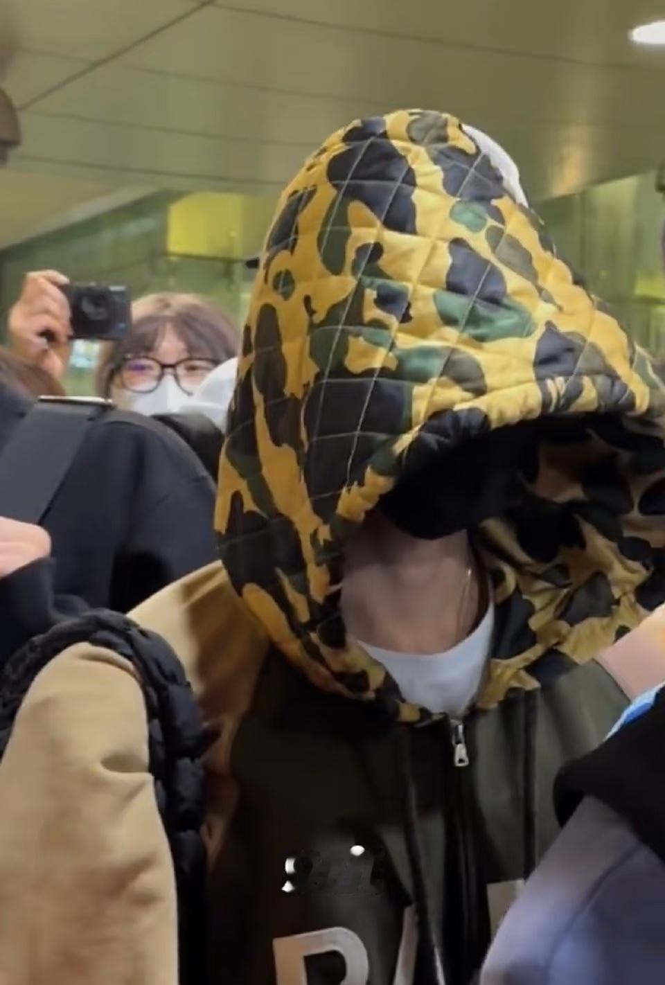 wonbin想买bape的可以赶紧补了还没截止可以参考往期的bape 
