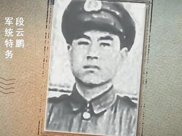 1946年的一个夜晚，叶剑英宅子里进了贼，警卫迅速展开追捕，枪法最准的警卫“啪”