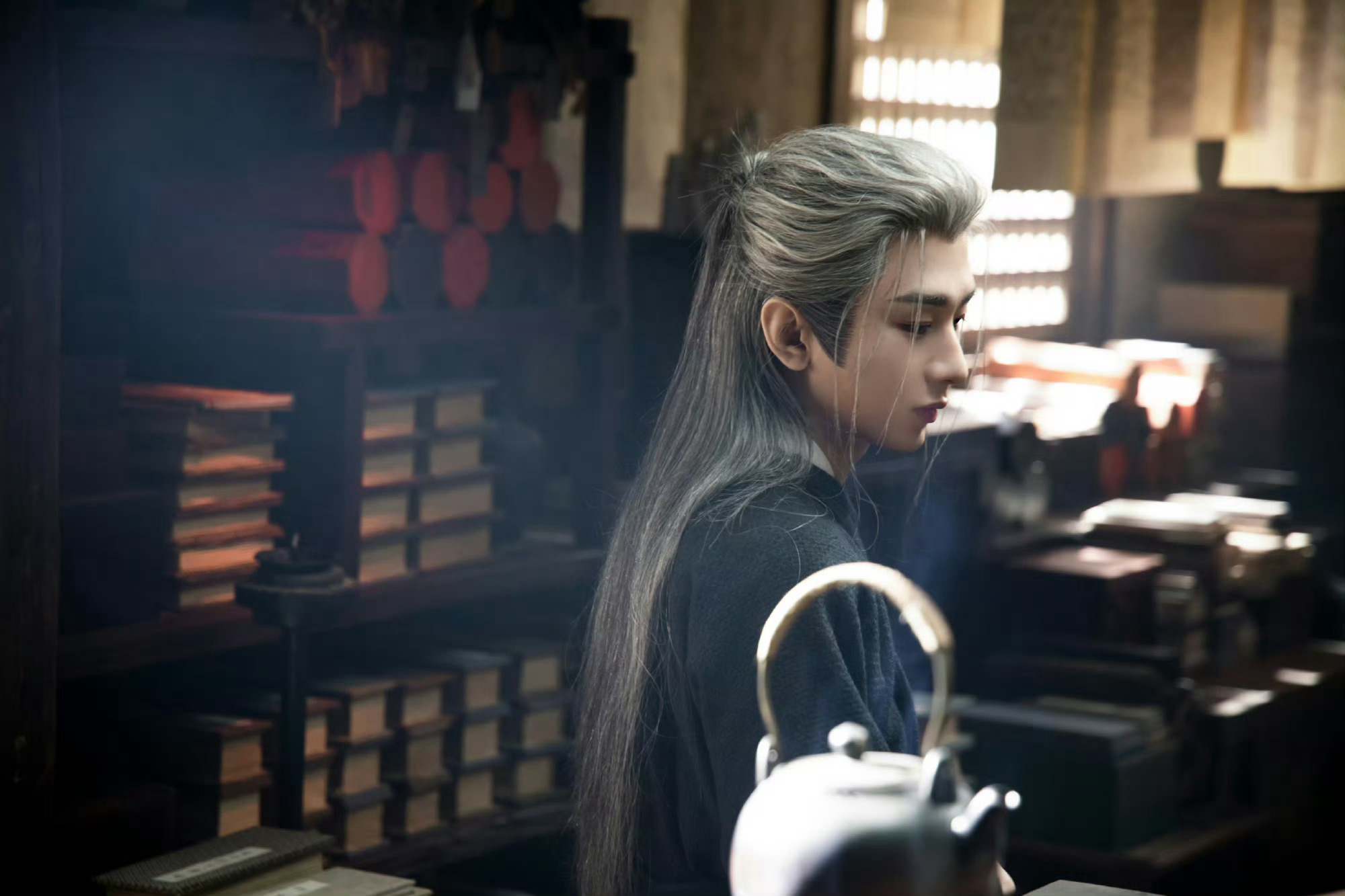 我：成毅把我迷疯了😍阿福：正常🤗 非常正常！虽然每天追长安二十四计 追的头秃