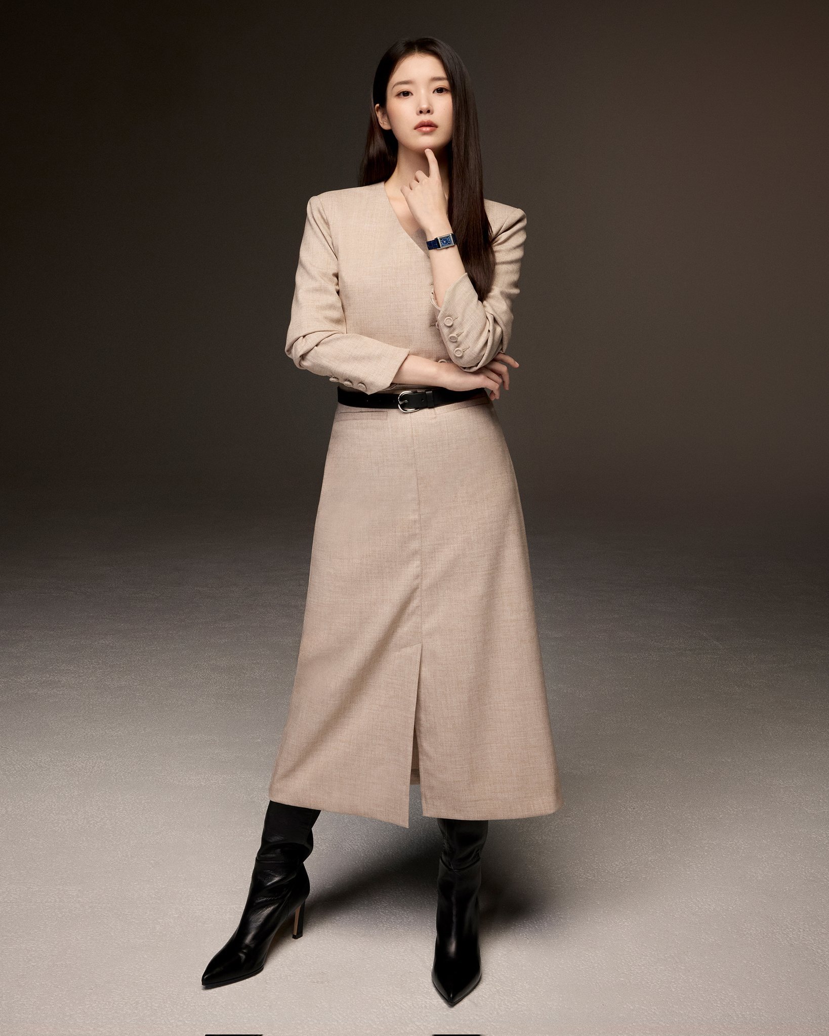 IU：“我的工作已成为我身份的核心部分，以至于如果没有它，诚实地讲，几乎没什么能