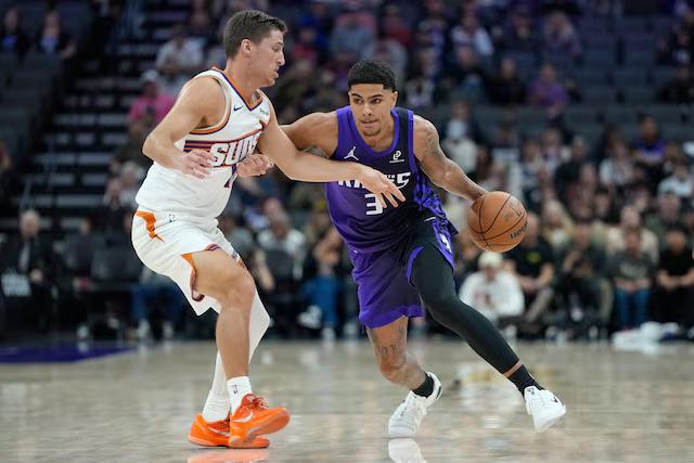 萨克拉门托国王在周四宣布，与后卫基利安·海斯签下第二份10天短合同。
海斯在为国