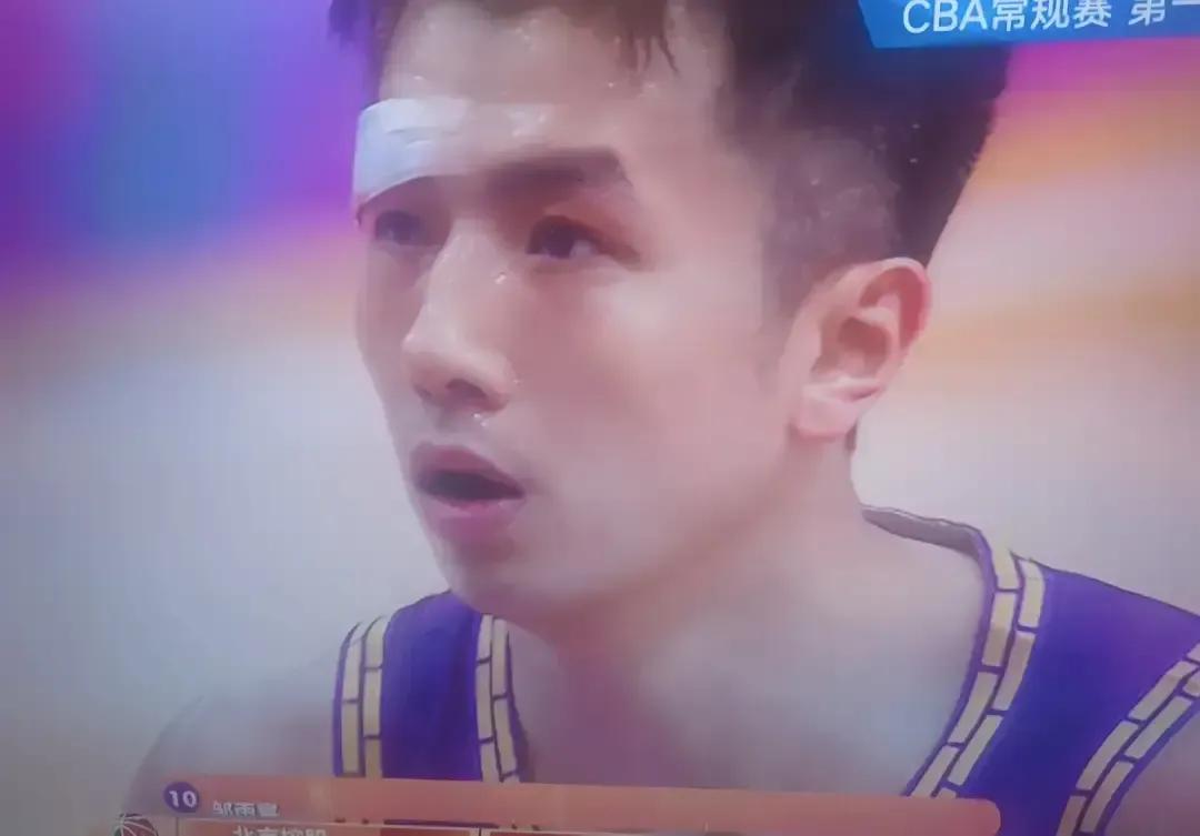 裁判掌控比赛？山东客场被吹走，1分半被搞定！

山东高速客场对阵北京北控。最后1