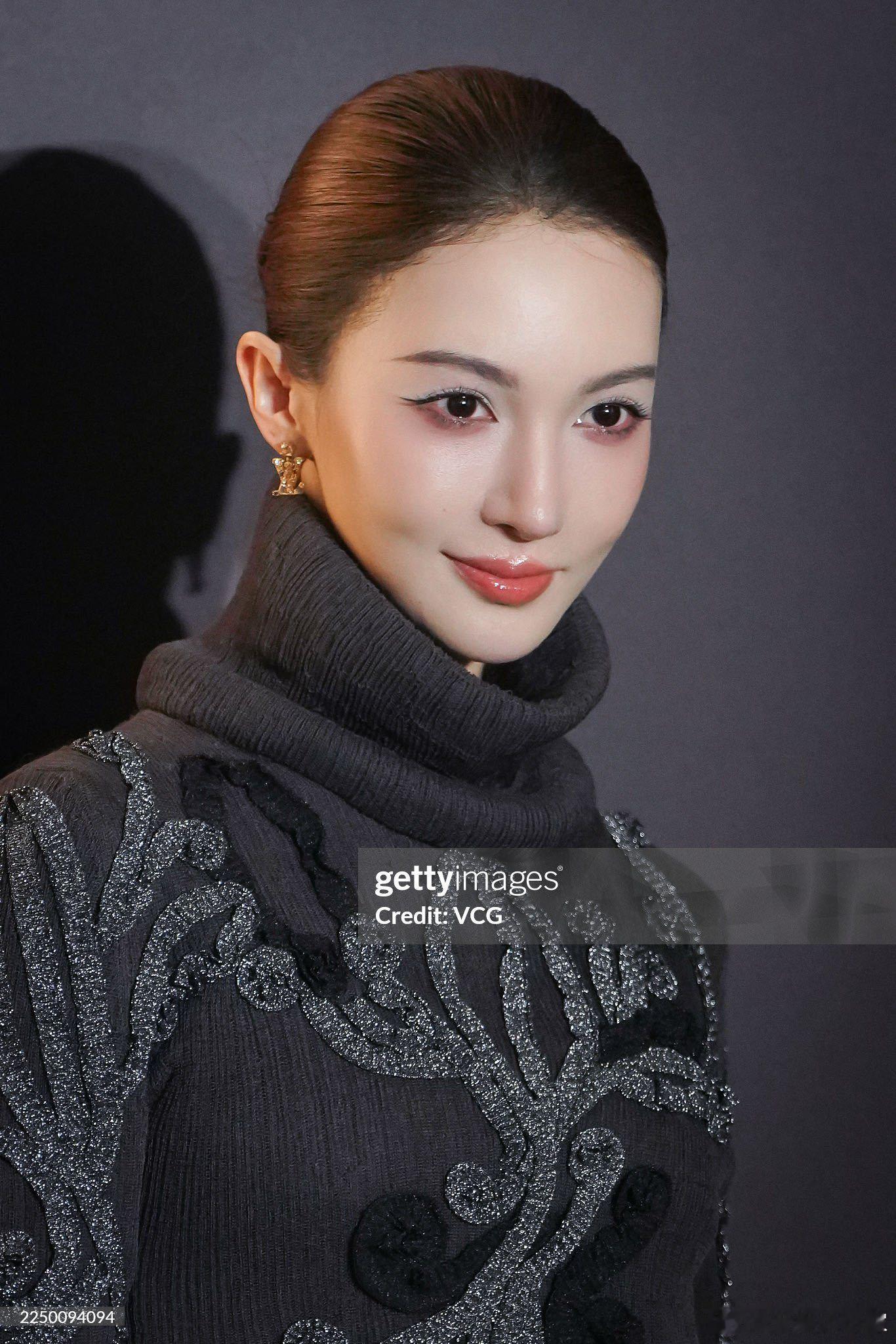 G社镜头下的全女时代金晨G社镜头下怪美的