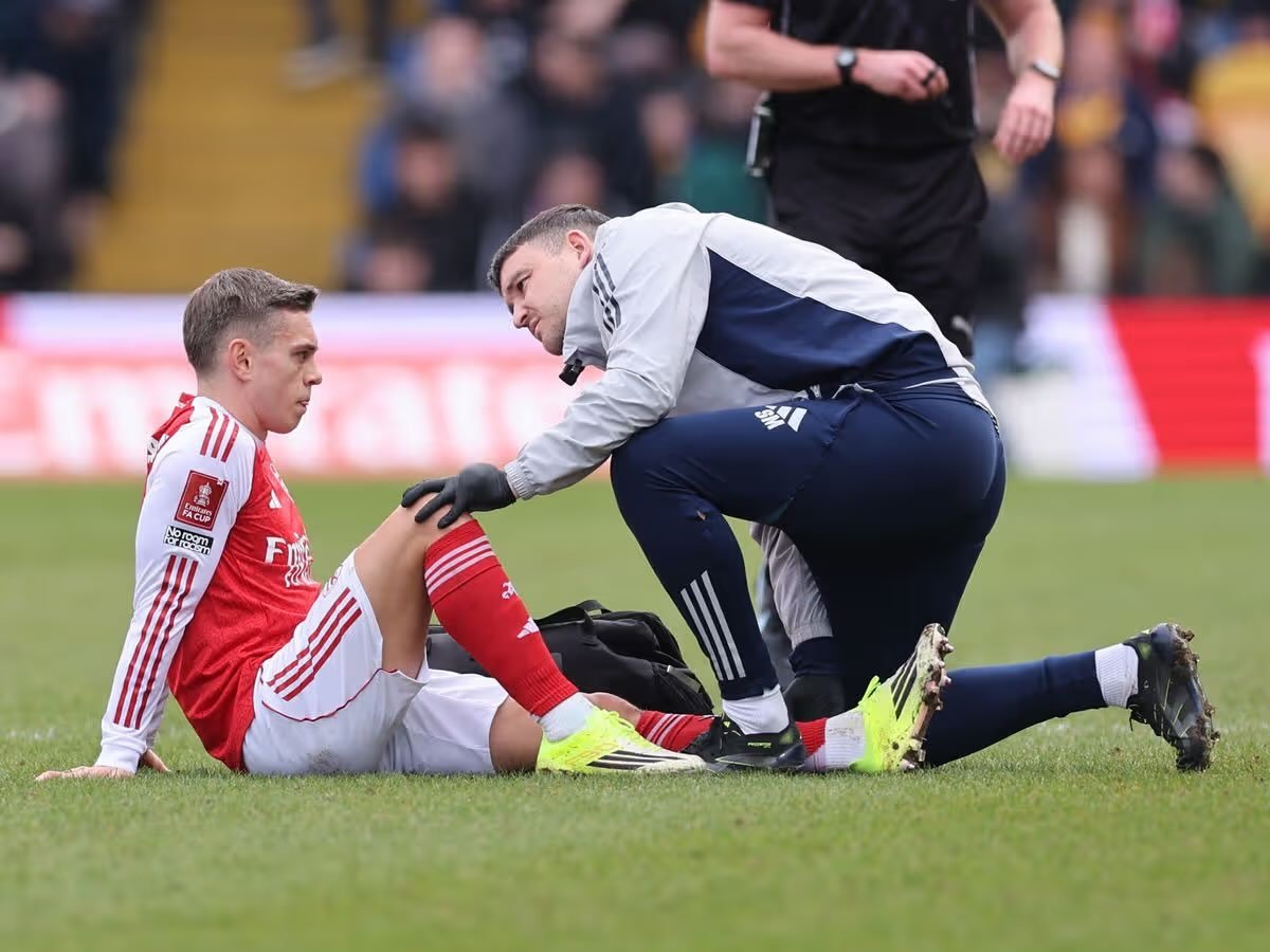 阿尔特塔谈特罗萨德缺席：“他昨天参加了训练，但感觉身体不适，无法上场比赛。他说他