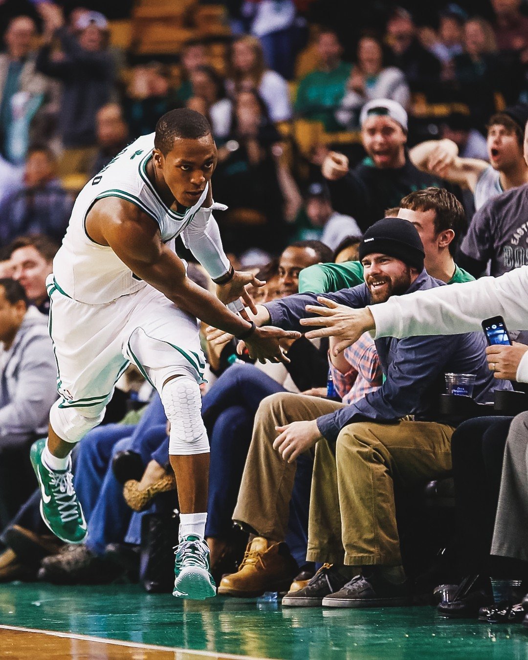 前NBA球员莫-威廉姆斯在一档节目中回忆起了当年骑士与凯尔特人队的激烈交锋。在谈