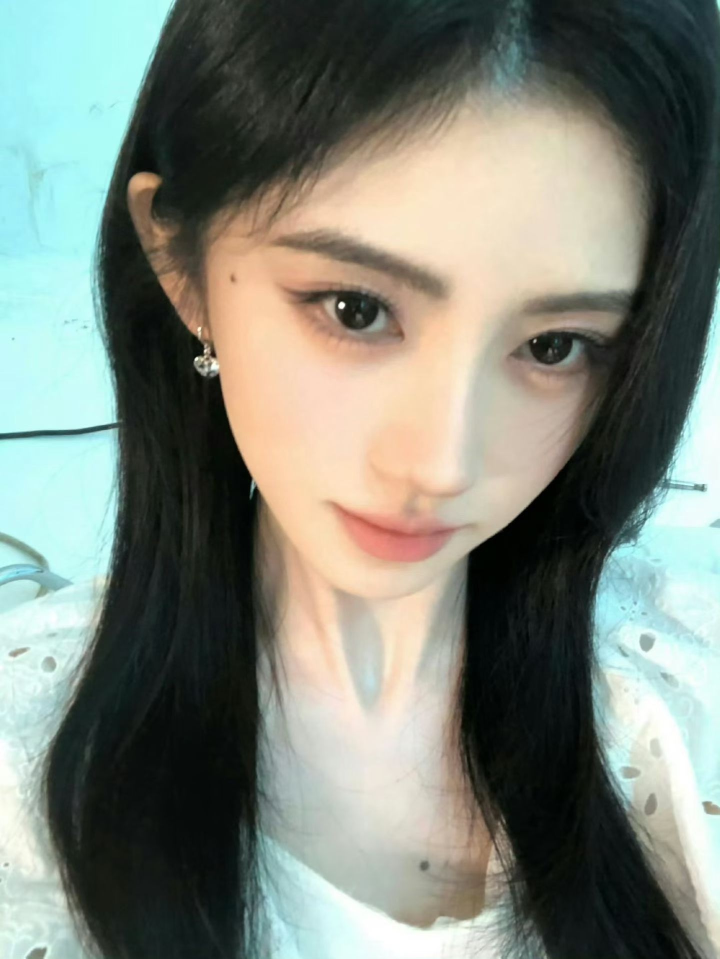 jjy鞠婧祎千香jjy鞠婧祎千香把裤子放进冰箱里  以后要做个冷裤的人 ᵟຶᴖ 