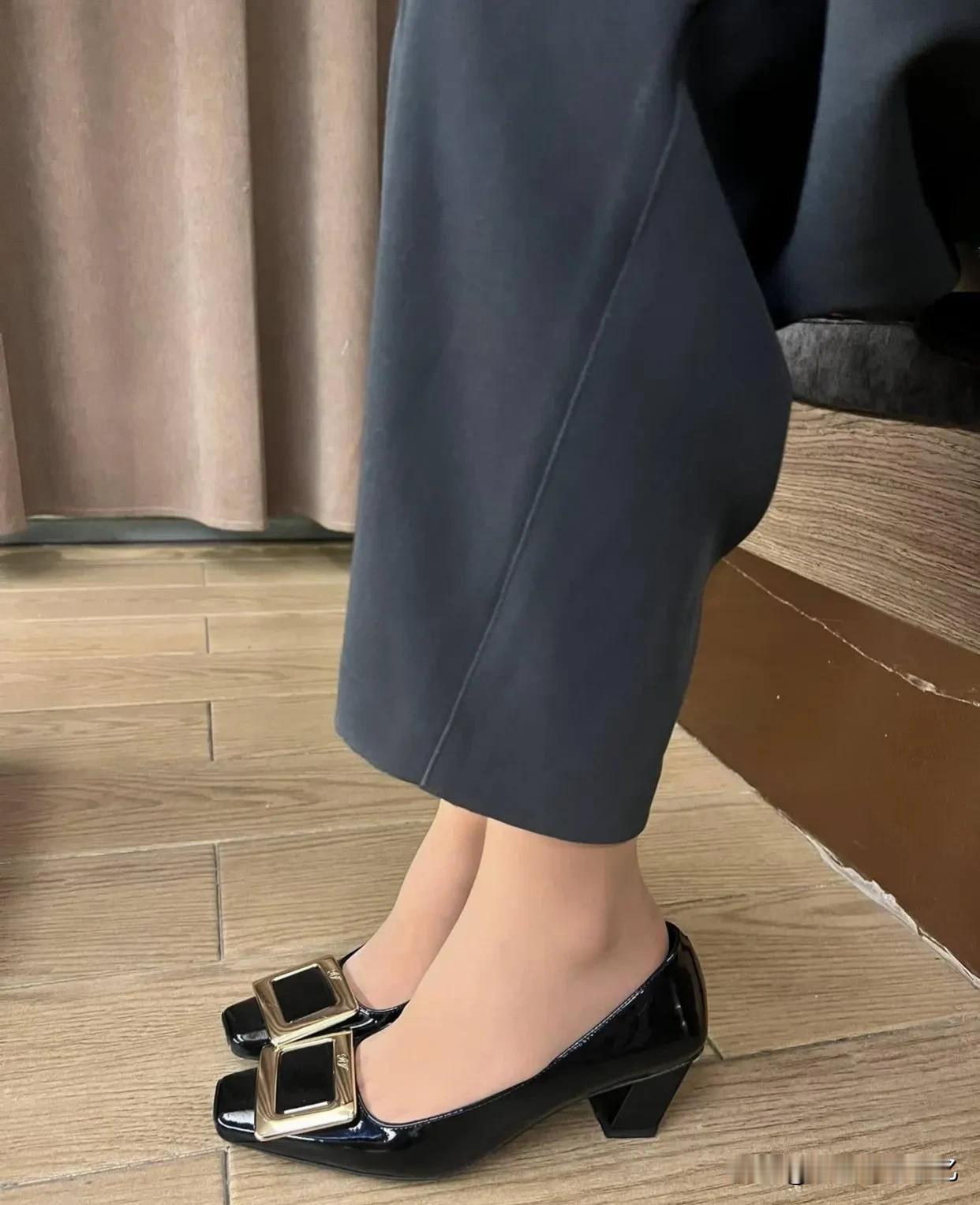 新鞋好看吗？
