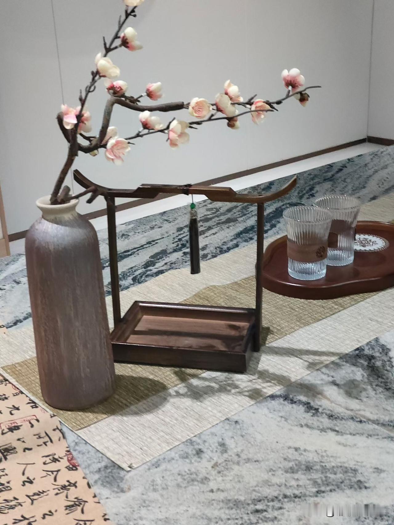 带父母来三亚过年，最怕他们累着。结果这趟，二老比我精神还好。

清晨去临春岭游园