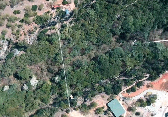 #王珞丹在百米高空吊桥上蹦迪##王珞丹躺在百米高空吊桥# 真的没想到，王珞丹胆子