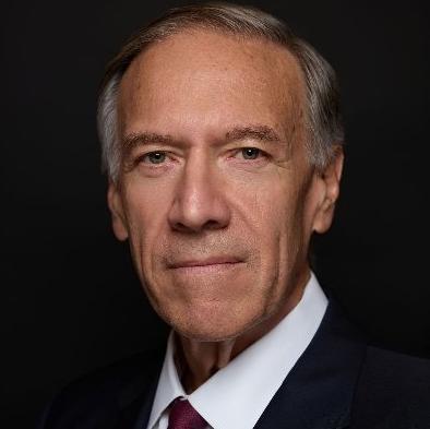 美国前国务卿蓬佩奥北京时间4月7日发文写道：“中国现在正在拿我们军人的生命冒险。