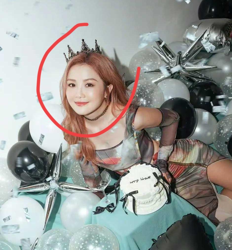 42岁蔡卓妍如今的状态
给所有女人提了一个醒！
你可以没人疼，可以没人爱，但是一